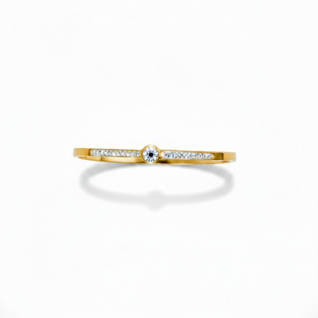 Golden Crystal Focus Bracelet - B037